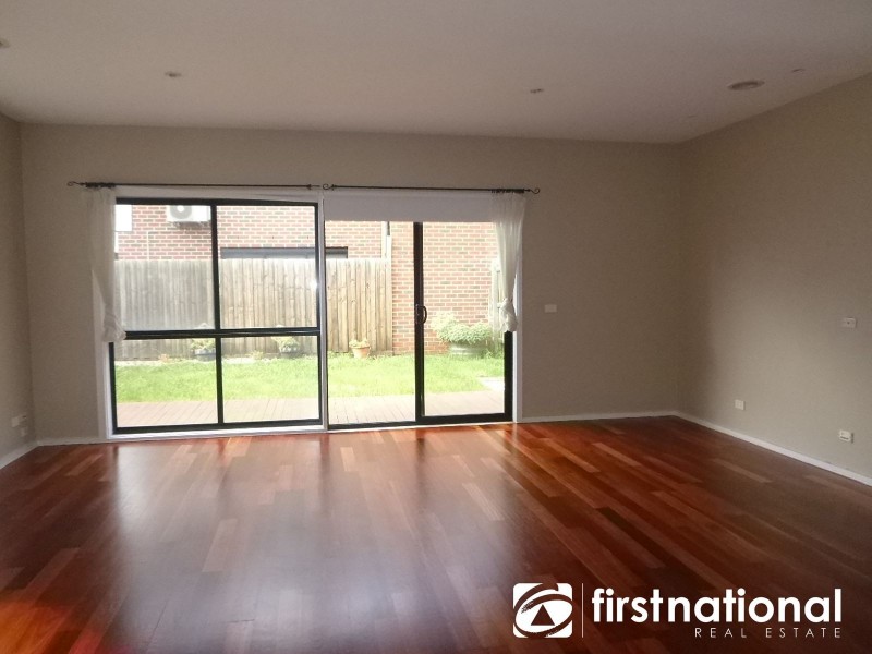 121 Melzak Way, Berwick VIC 3806