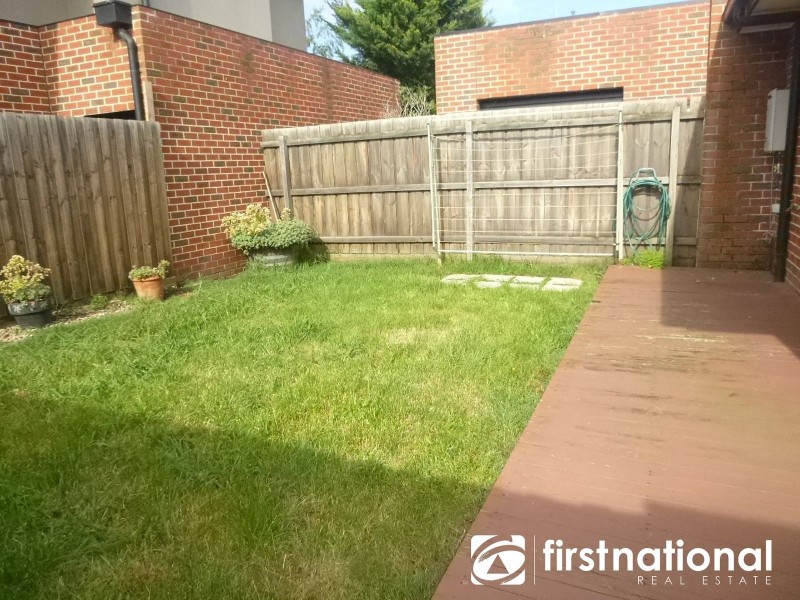 121 Melzak Way, Berwick VIC 3806