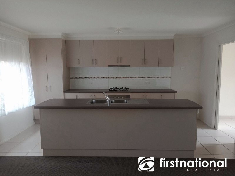 3/31 Rogers Street, Pakenham VIC 3810