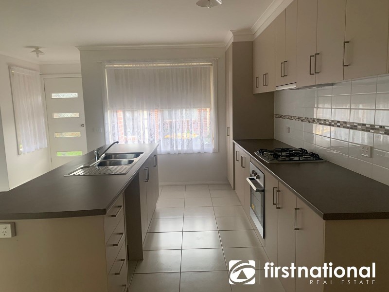 3/31 Rogers Street, Pakenham VIC 3810