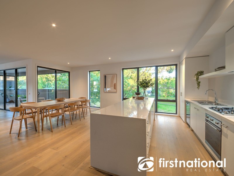 29 Willowdene Way, Berwick VIC 3806