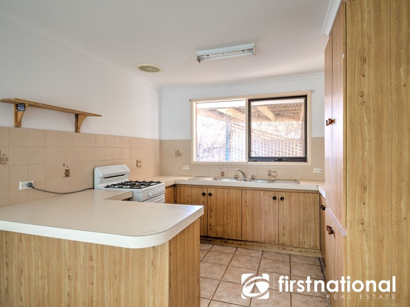 25 Collins Crescent, Berwick VIC 3806