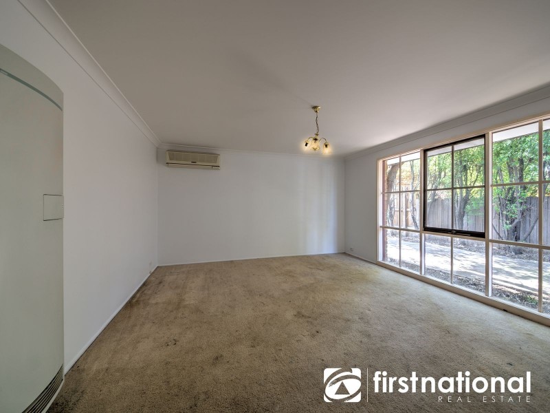 25 Collins Crescent, Berwick VIC 3806
