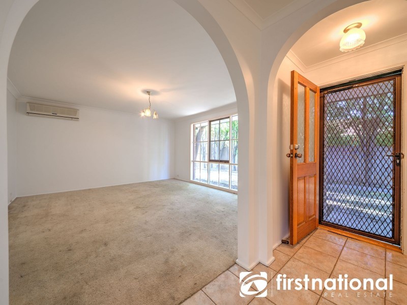 25 Collins Crescent, Berwick VIC 3806