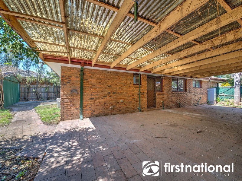 25 Collins Crescent, Berwick VIC 3806