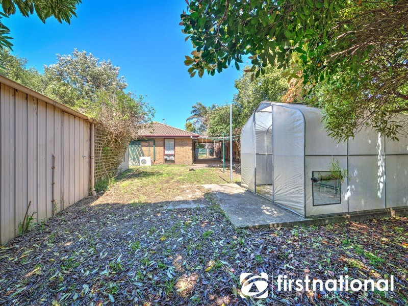 25 Collins Crescent, Berwick VIC 3806