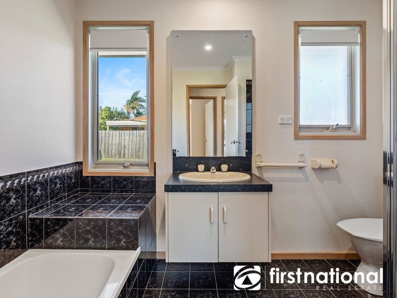 2 Toomah Street, Narre Warren South VIC 3805