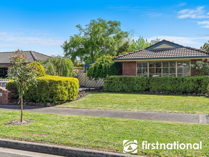 6 Tyntynder Close, Berwick VIC 3806