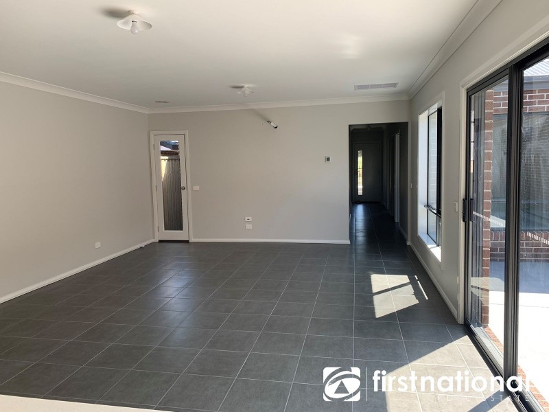 10B Whiteside Road, Officer VIC 3809