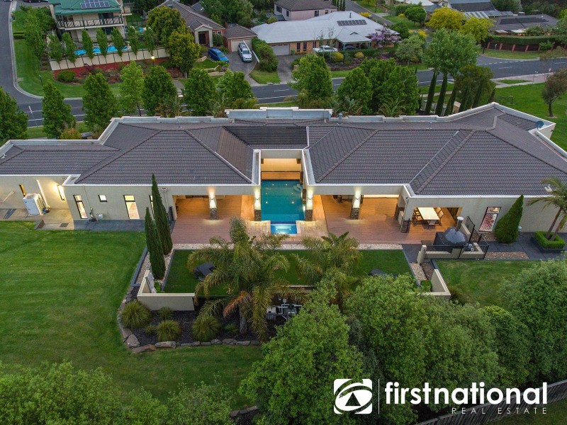 33-35 Timberside Drive, Beaconsfield VIC 3807