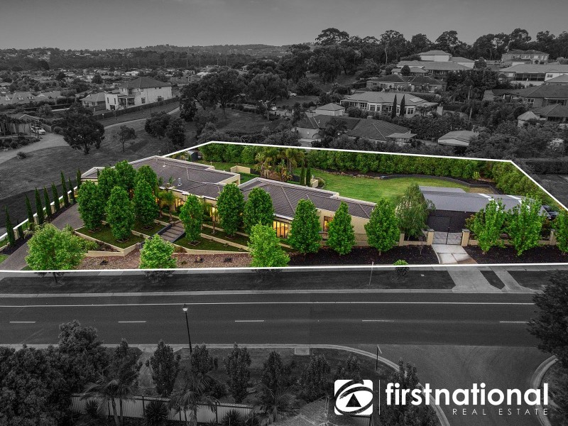 33-35 Timberside Drive, Beaconsfield VIC 3807