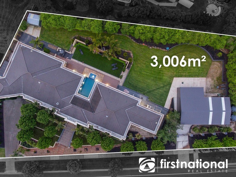 33-35 Timberside Drive, Beaconsfield VIC 3807