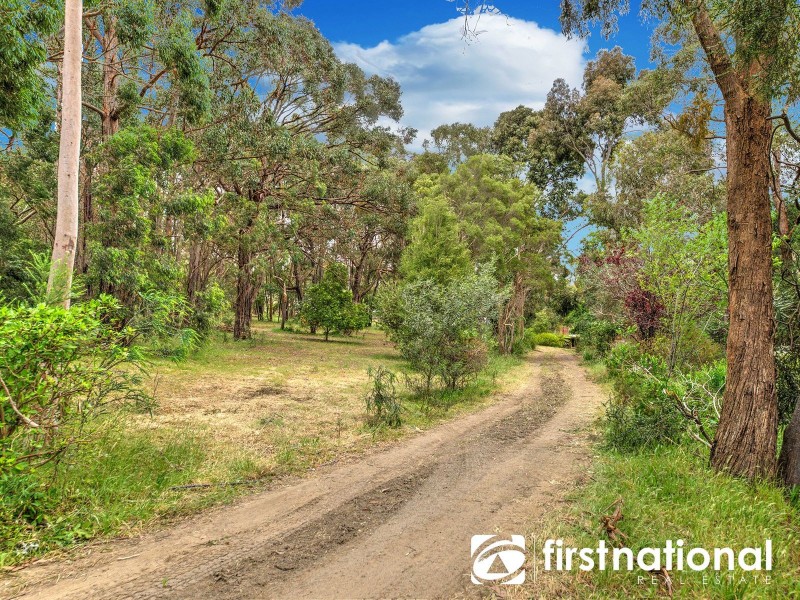 98 Yackatoon Road, Beaconsfield Upper VIC 3808