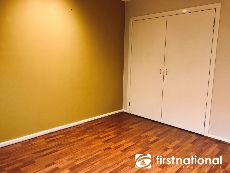 33 Cedarwood Crescent, Berwick VIC 3806