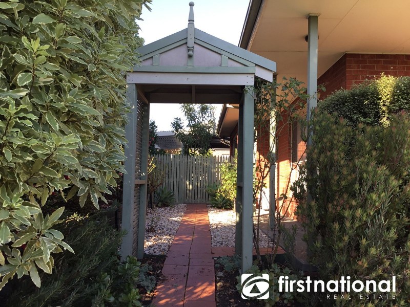 49 John Fisher Drive, Berwick VIC 3806