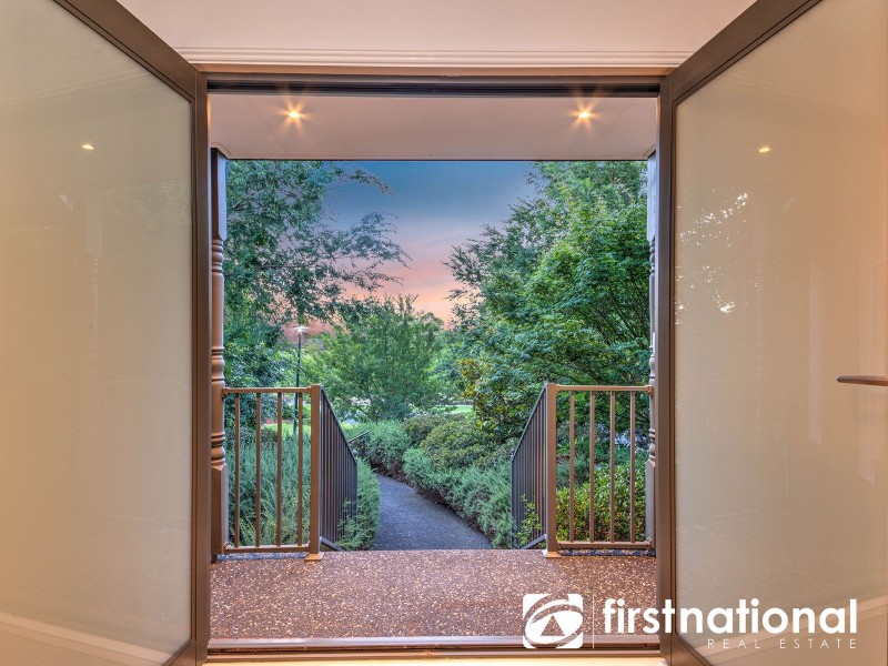 1 Crestview Drive, Beaconsfield VIC 3807