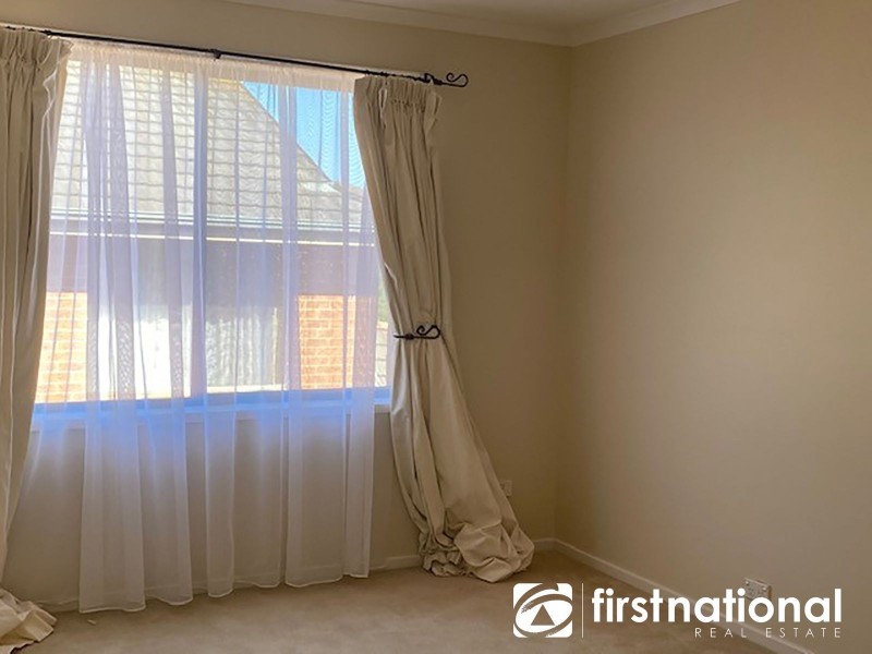 17 Canterbury Close, Narre Warren VIC 3805