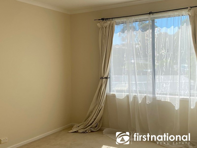 17 Canterbury Close, Narre Warren VIC 3805