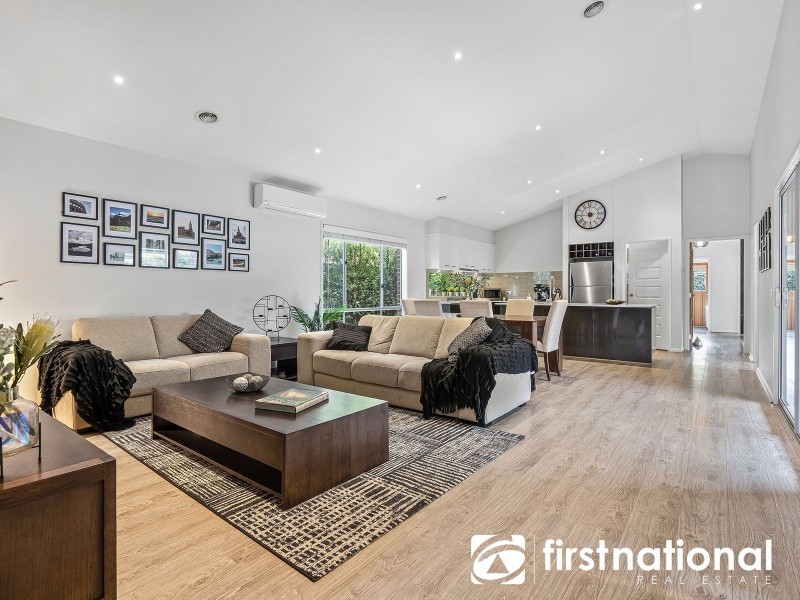 42 Karabair Street, Clyde North VIC 3978