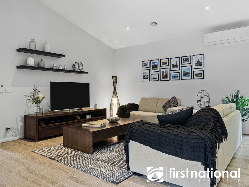 42 Karabair Street, Clyde North VIC 3978