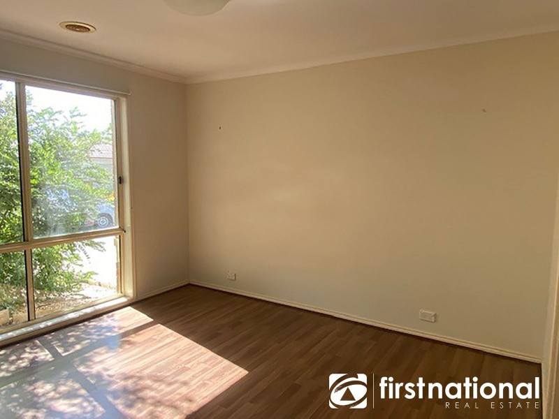 16 Harrington Drive, Narre Warren South VIC 3805