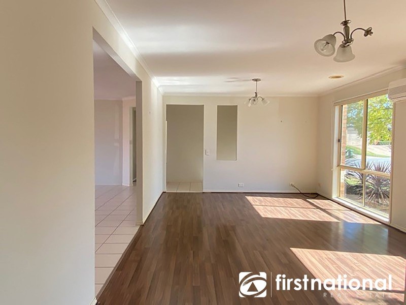 16 Harrington Drive, Narre Warren South VIC 3805