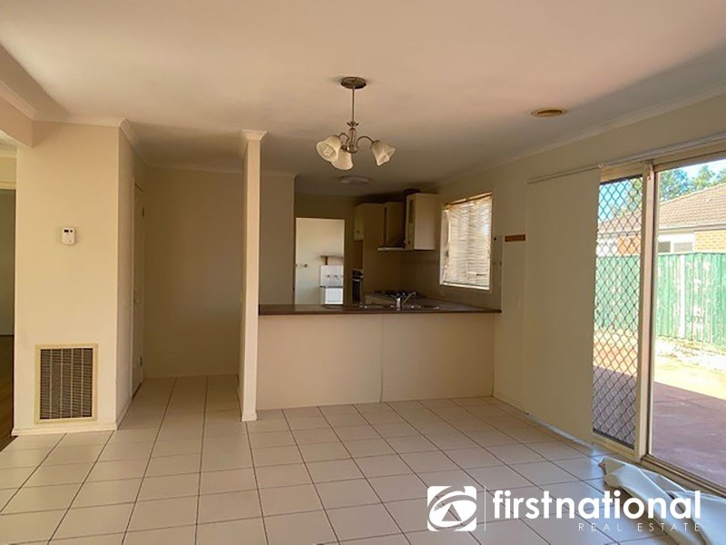 16 Harrington Drive, Narre Warren South VIC 3805