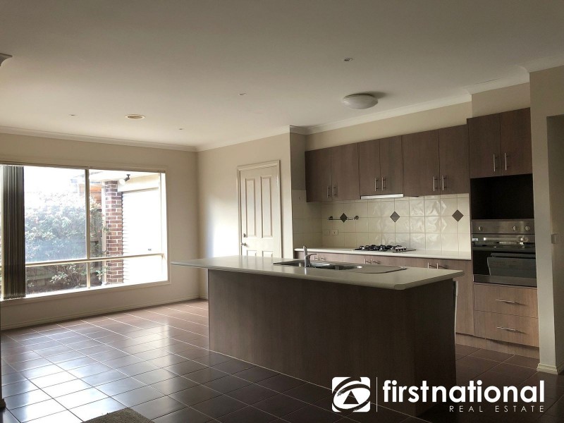 3 Middleton Grove, Berwick VIC 3806