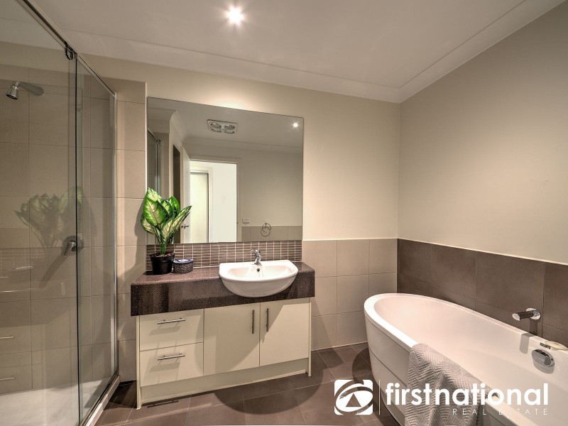 21 Tilbavale Close, Hallam VIC 3803