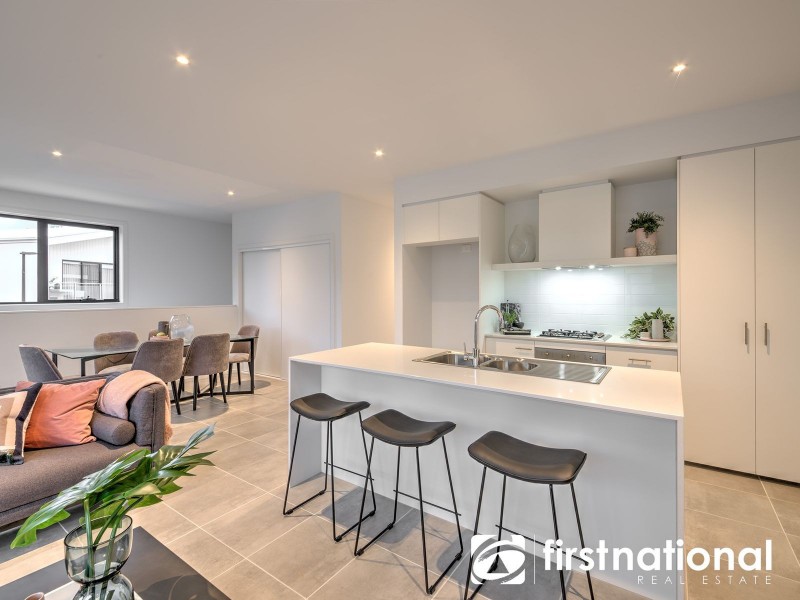 2 Willowdene Way, Berwick VIC 3806