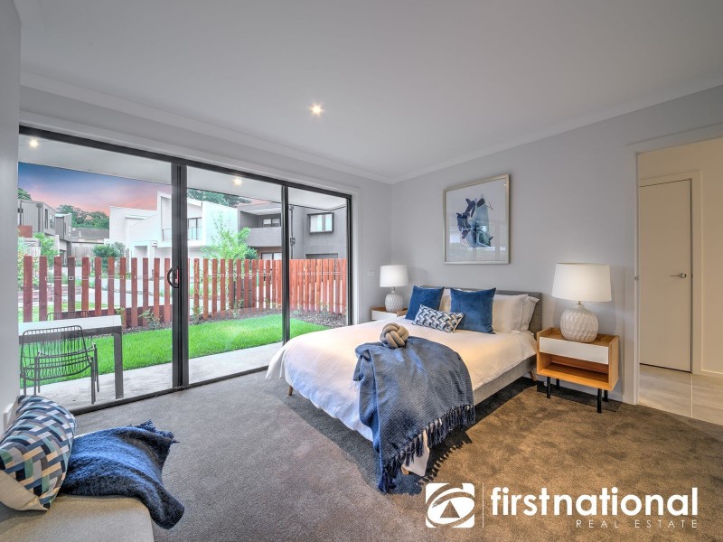 2 Willowdene Way, Berwick VIC 3806