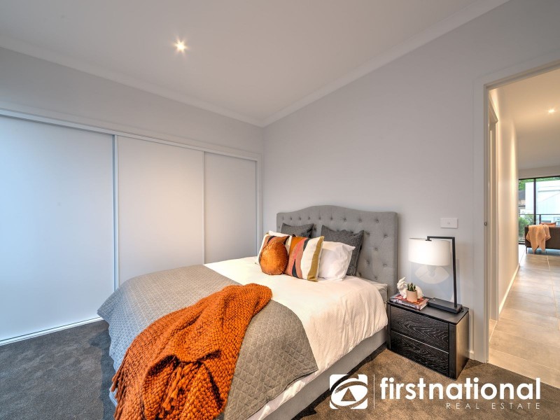 2 Willowdene Way, Berwick VIC 3806