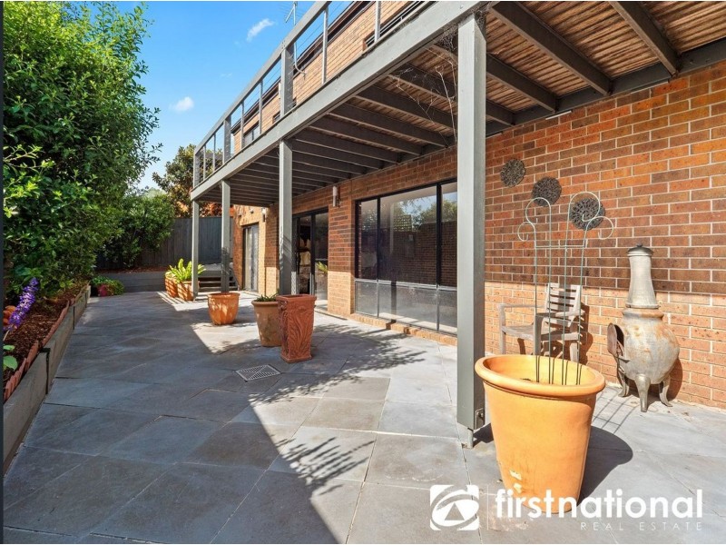 6 Tennyson Close, Berwick VIC 3806