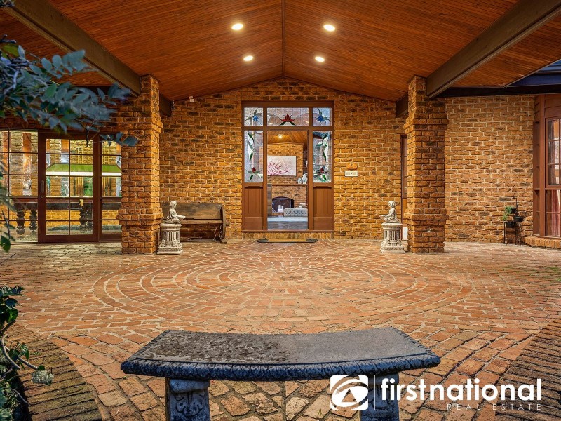 47 Ebeli Close, Narre Warren North VIC 3804