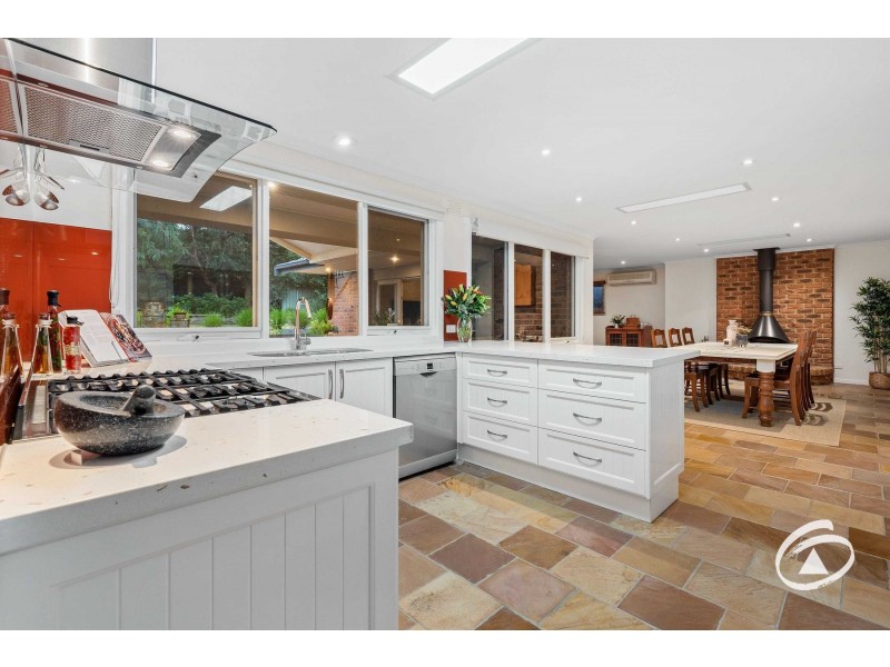 8 Shute Avenue, Berwick VIC 3806