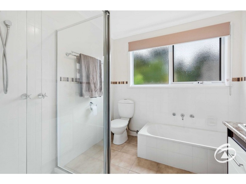 8 Shute Avenue, Berwick VIC 3806