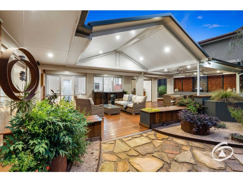 8 Shute Avenue, Berwick VIC 3806