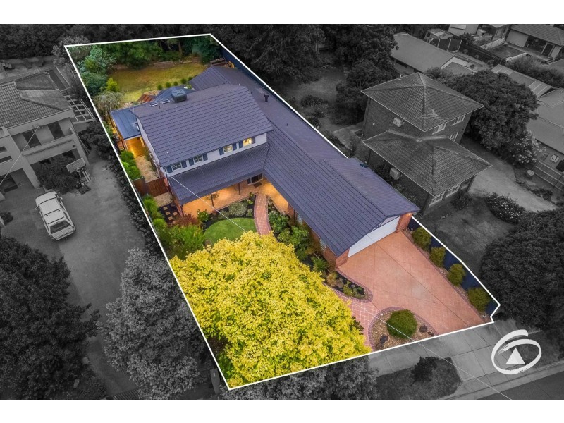 8 Shute Avenue, Berwick VIC 3806