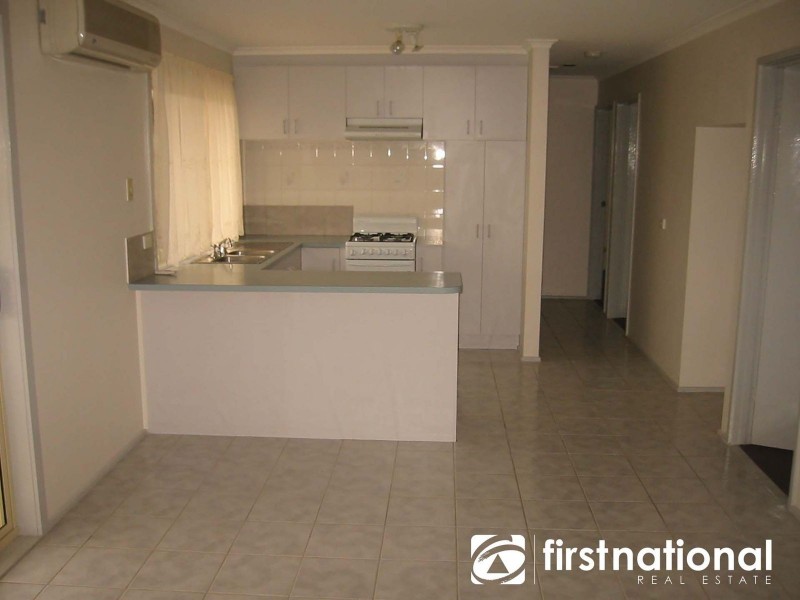 4 Godwin Avenue, Narre Warren VIC 3805