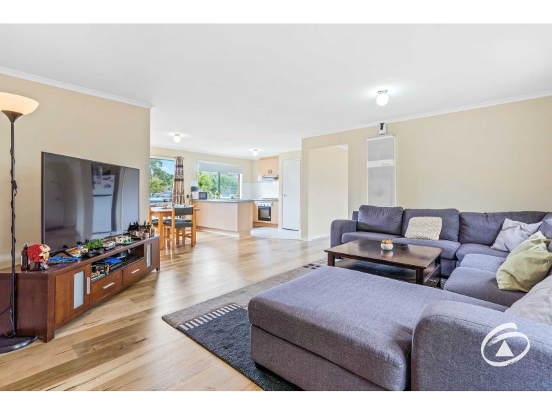 1 Charlotte Place, Cranbourne West VIC 3977