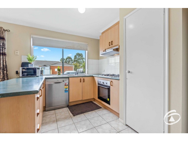 1 Charlotte Place, Cranbourne West VIC 3977