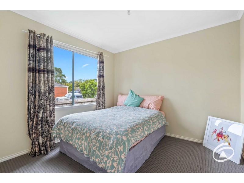 1 Charlotte Place, Cranbourne West VIC 3977