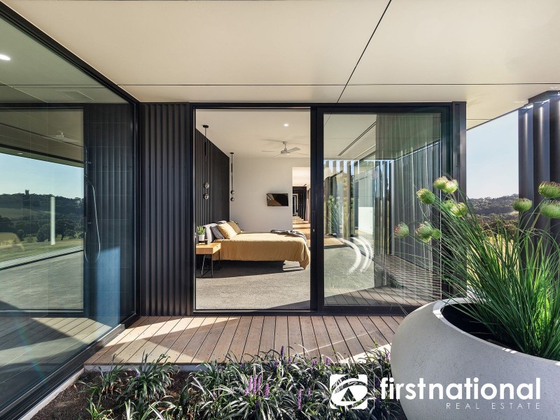 225 Split Rock Road, Beaconsfield Upper VIC 3808