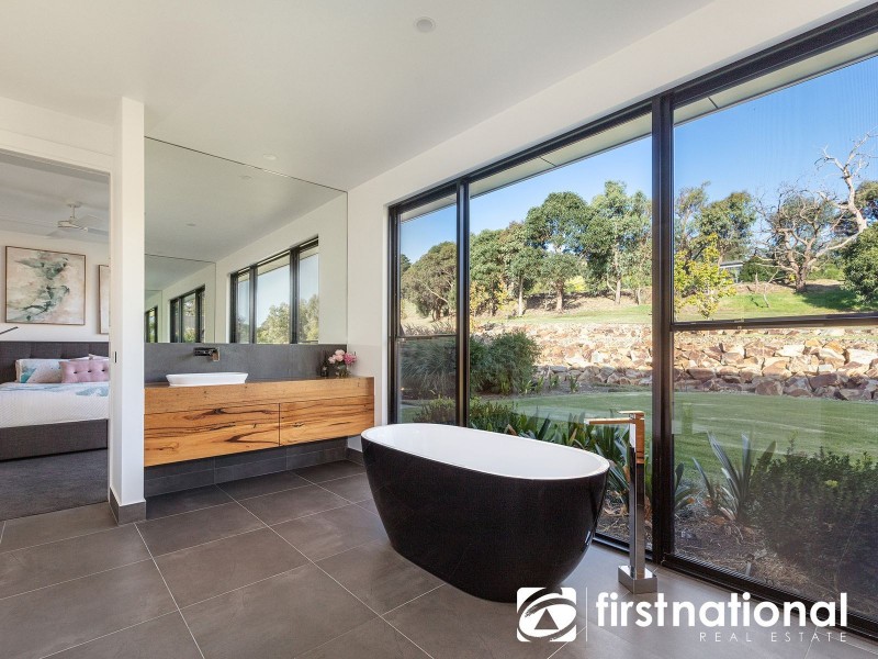 225 Split Rock Road, Beaconsfield Upper VIC 3808