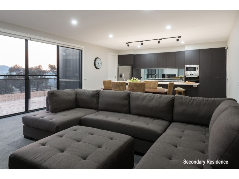 225 Split Rock Road, Beaconsfield Upper VIC 3808