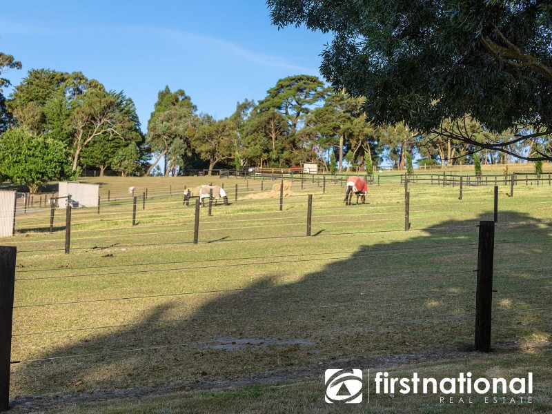 225 Split Rock Road, Beaconsfield Upper VIC 3808