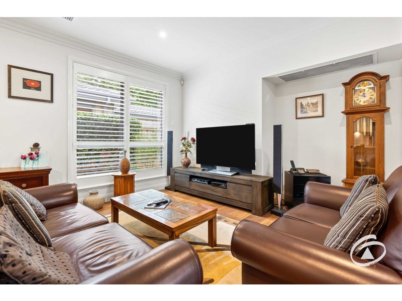 7/2 Avard Court, Berwick VIC 3806