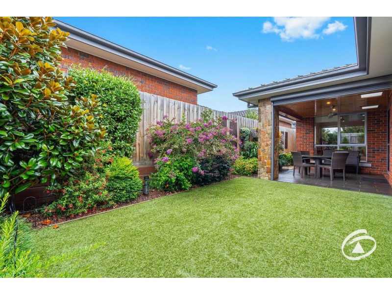 7/2 Avard Court, Berwick VIC 3806