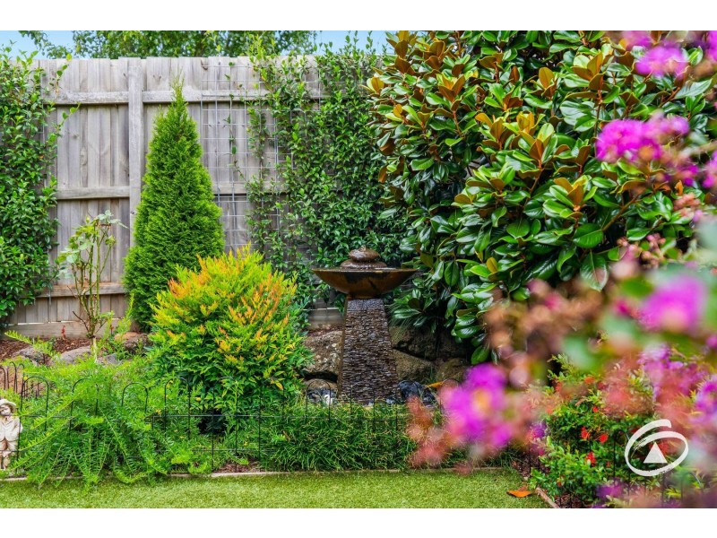 7/2 Avard Court, Berwick VIC 3806