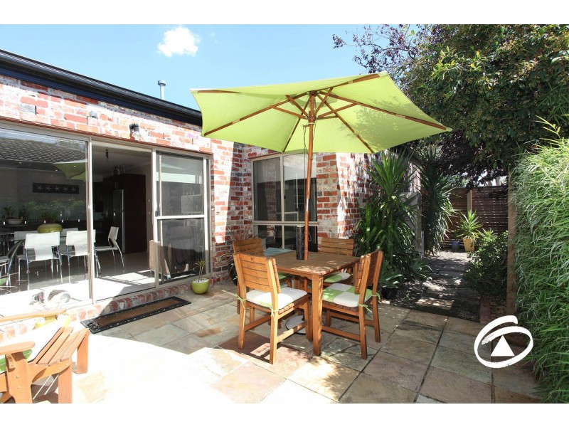 1/57 Wallace Street, Beaconsfield VIC 3807